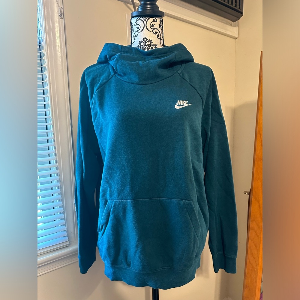 Nike Funnel Neck Hoodie- Like New!